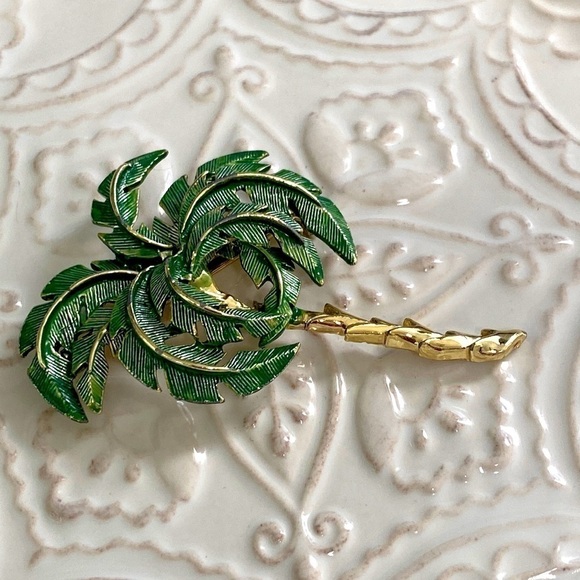 Palm Tree Green Gold Textured Brooch Ocean Caribbean Beach Vaca Cruise Holiday - Picture 6 of 16